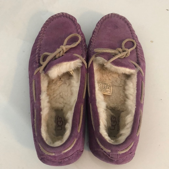 UGG Shoes - 🌑Ugg Australia Dakota Mocassins